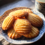 Easy Oatmeal Raisin Cookies
